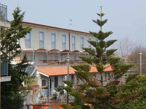 Aquamarine Residence Даволи Екстериор снимка